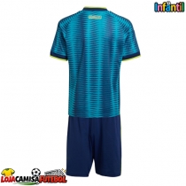 Camisa de Futebol Colômbia Equipamento Secundário Infantil Mundo 2026 Manga Curta (+ Calças curtas)